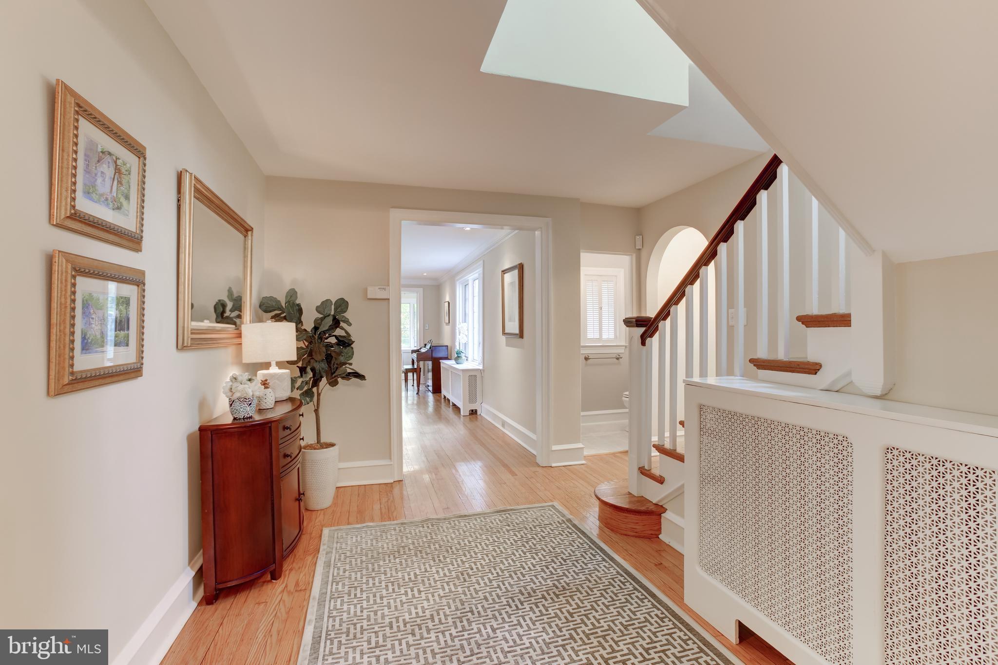 3 Church Road Wallingford, PA 19086 - Photo 5 of 41 Foyer