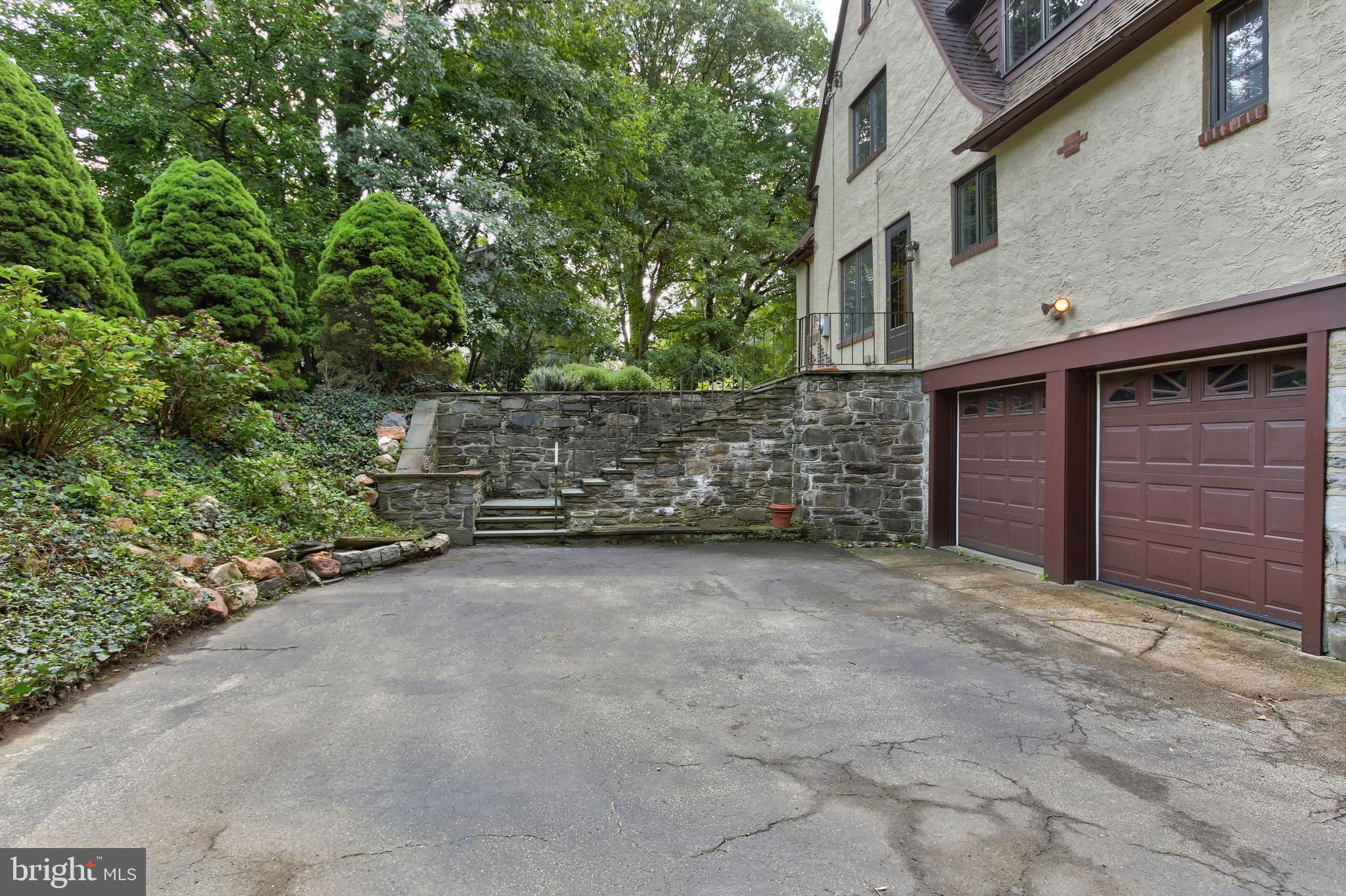 3 Church Road Wallingford, PA 19086 - Photo 41 of 41 Driveway with 2-car garage