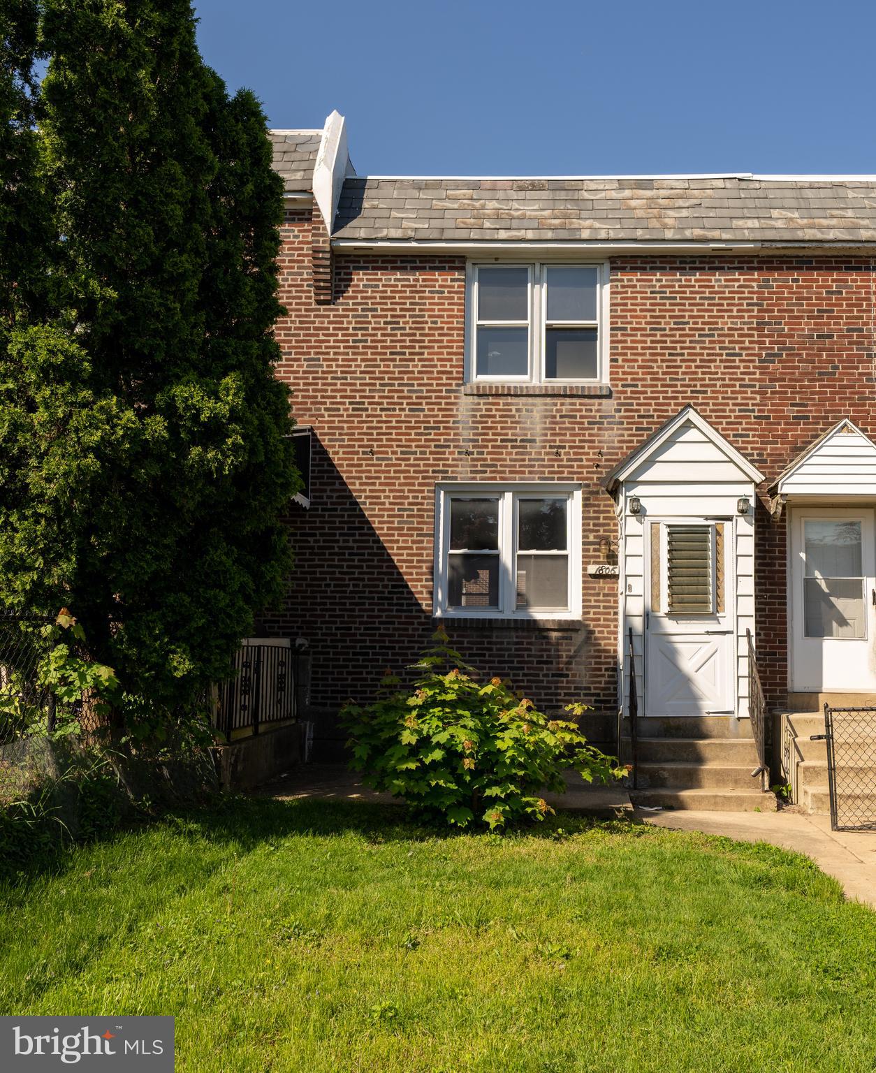 1806 Farrington Road Philadelphia, PA 19151 - Photo 1 of 29 Gallery Image 1