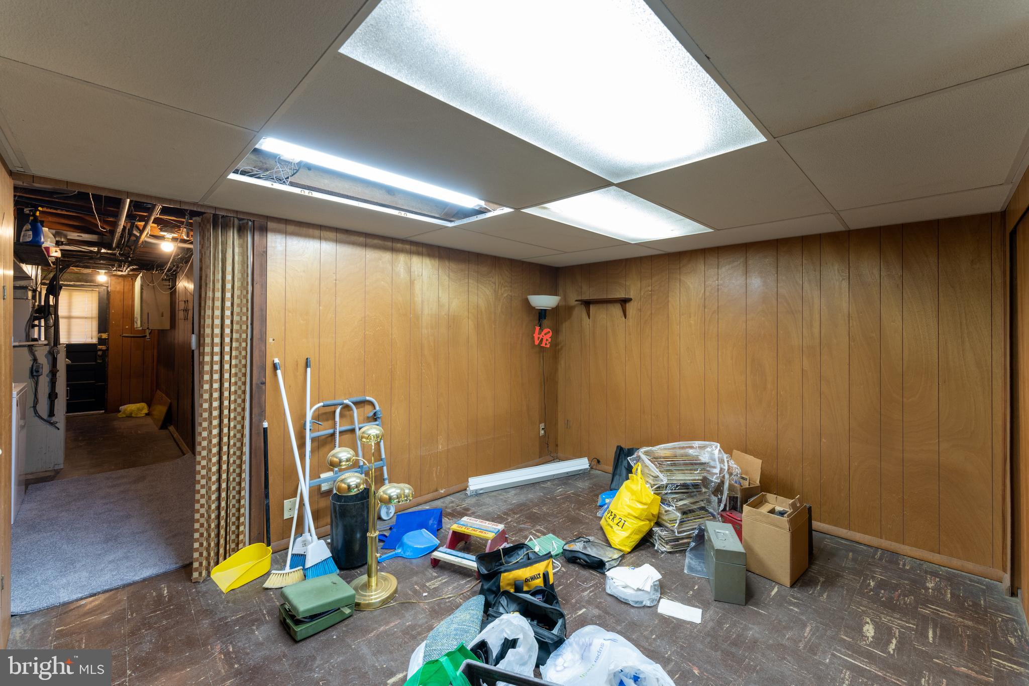 1806 Farrington Road Philadelphia, PA 19151 - Photo 25 of 29 Gallery Image 25