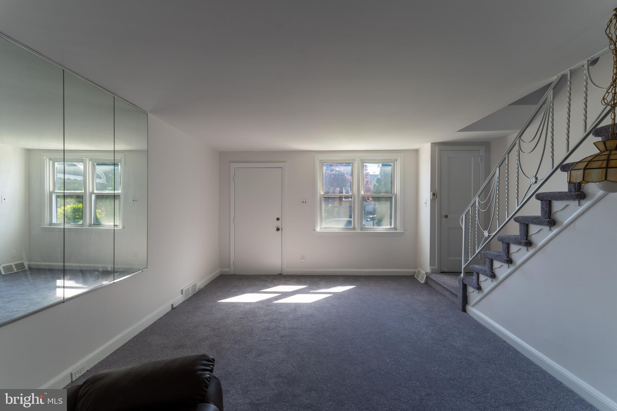 1806 Farrington Road Philadelphia, PA 19151 - Photo 9 of 29 Gallery Image 9
