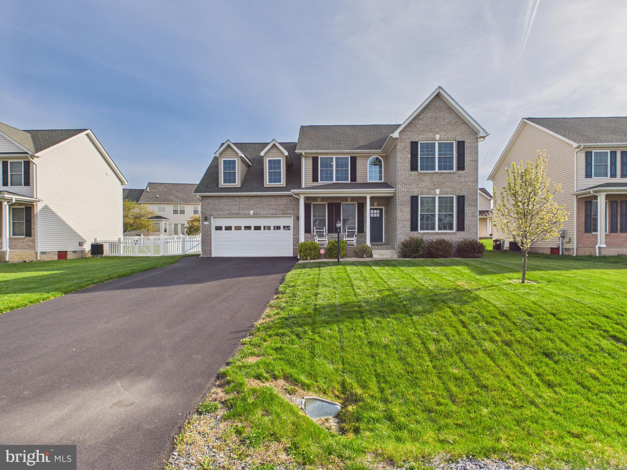 32 Azera Drive Inwood, WV 25428 - Photo 2 of 51