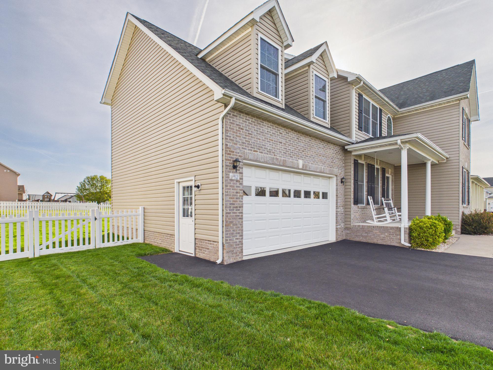 32 Azera Drive Inwood, WV 25428 - Photo 4 of 51