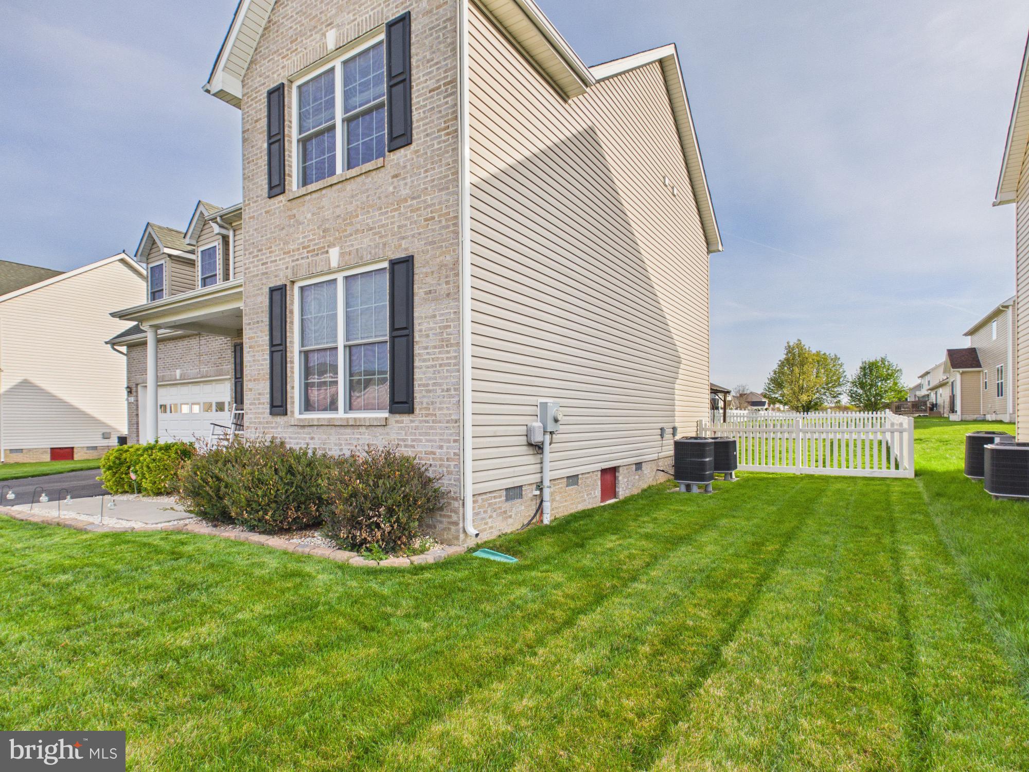 32 Azera Drive Inwood, WV 25428 - Photo 7 of 51