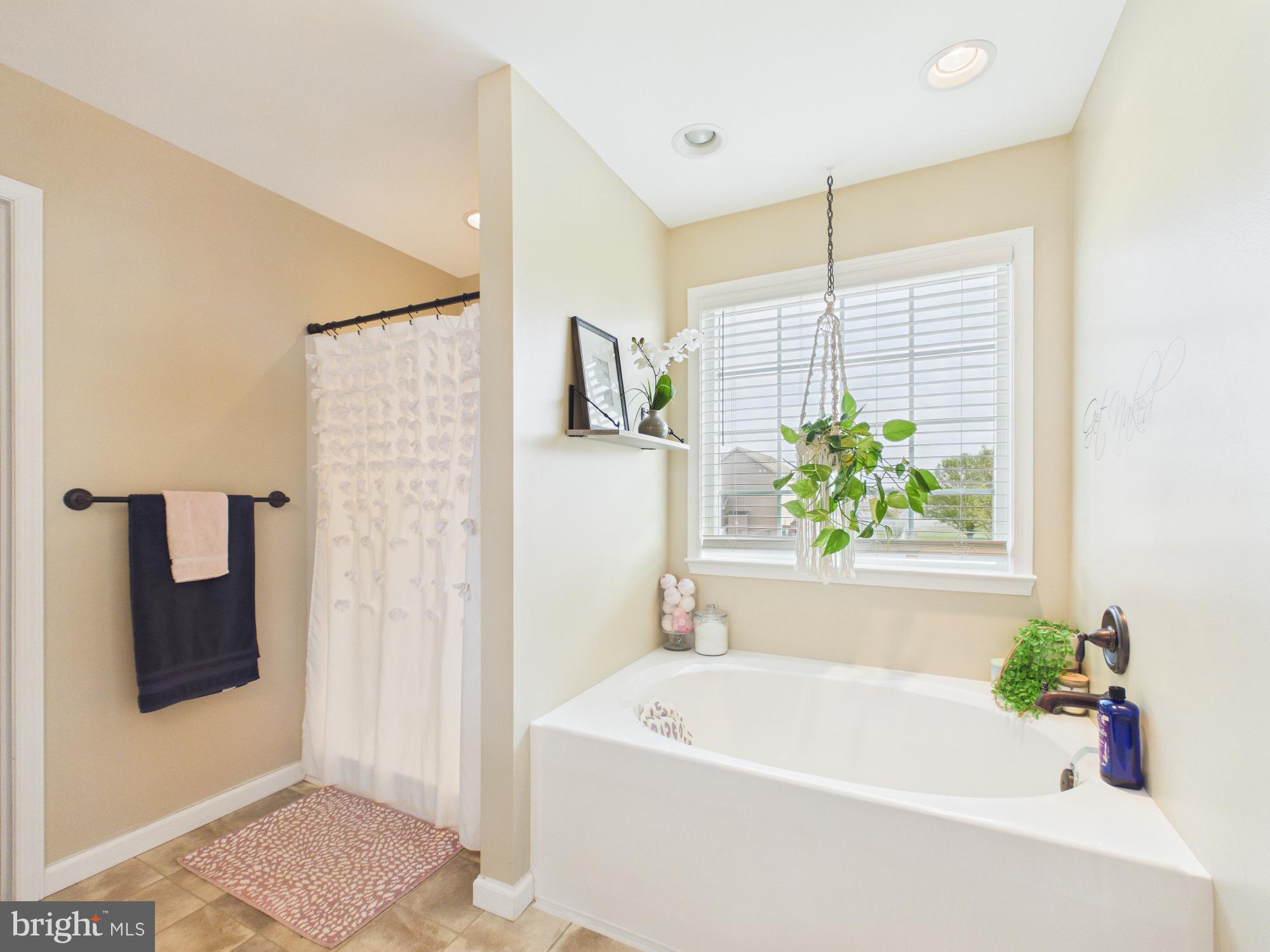 32 Azera Drive Inwood, WV 25428 - Photo 10 of 51