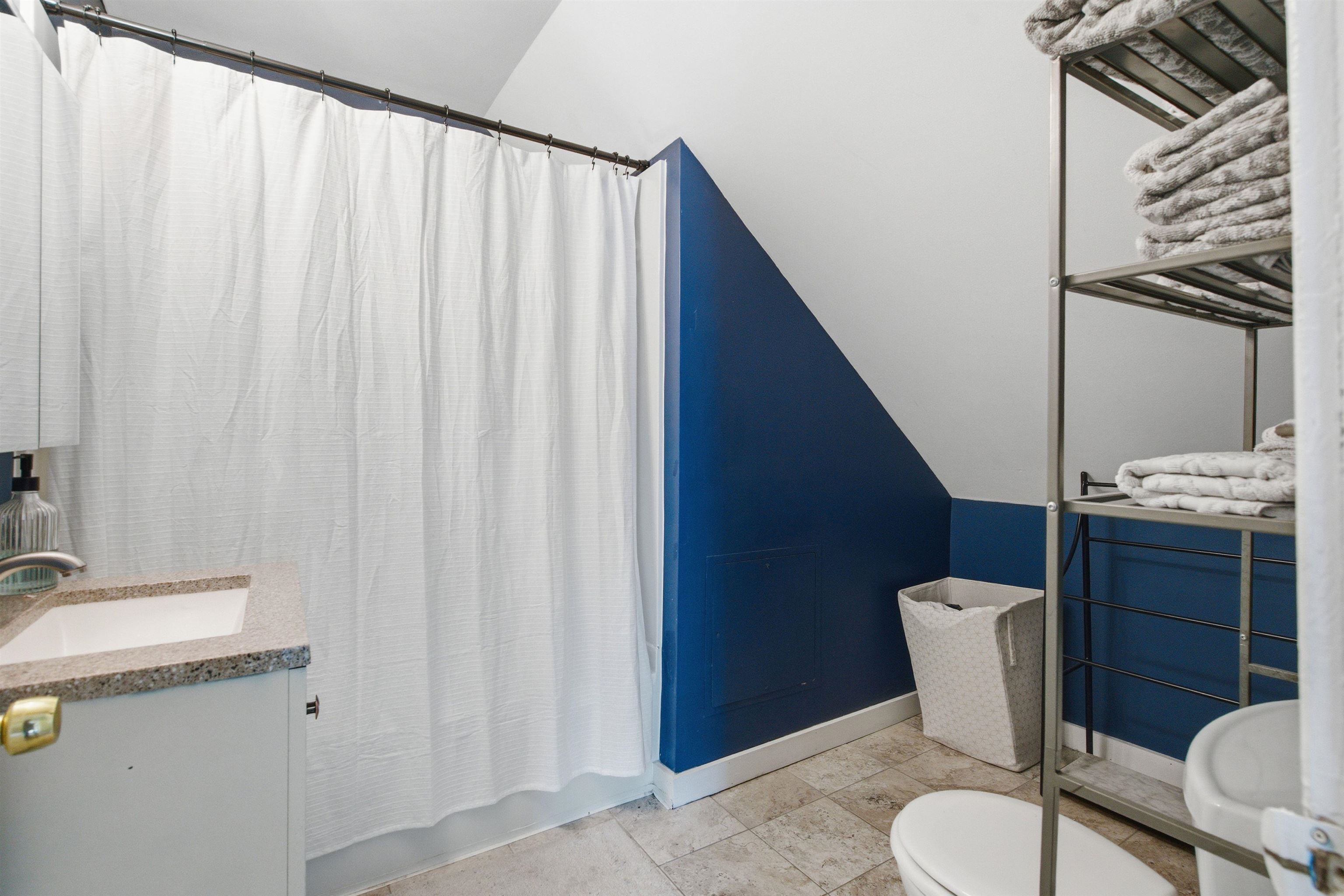 29 Central Street Derry, NH 03038 - Photo 17 of 41