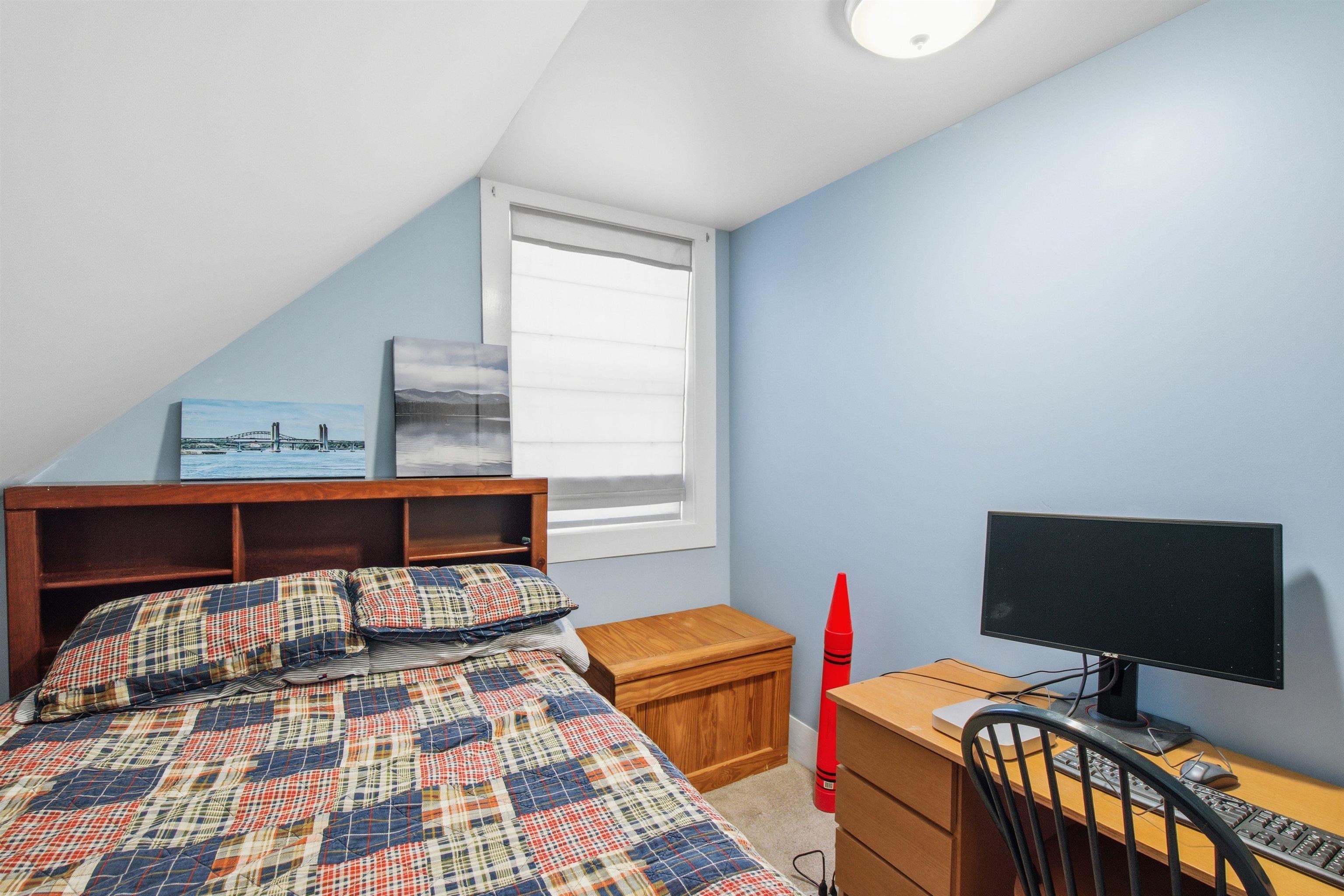 29 Central Street Derry, NH 03038 - Photo 19 of 41