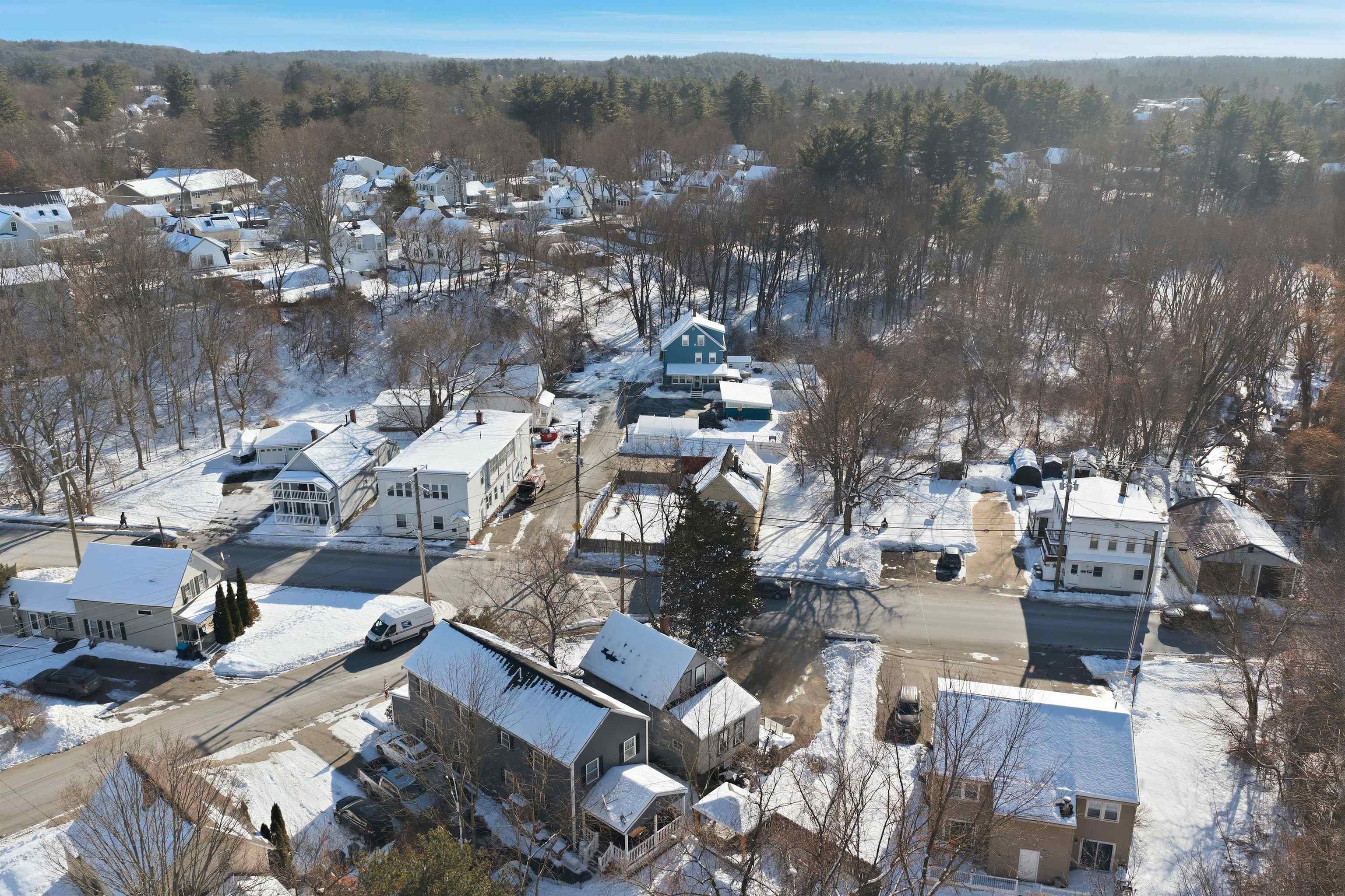29 Central Street Derry, NH 03038 - Photo 38 of 41