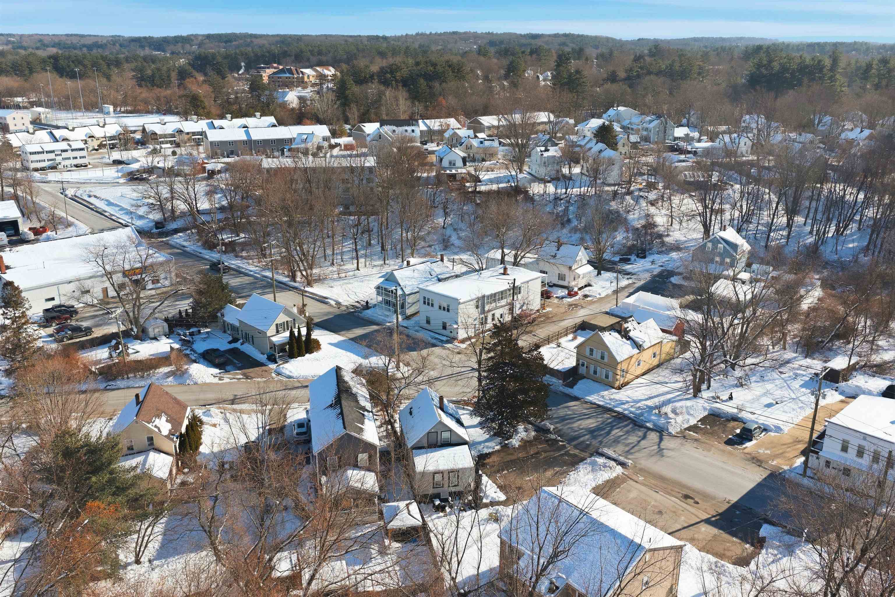 29 Central Street Derry, NH 03038 - Photo 39 of 41
