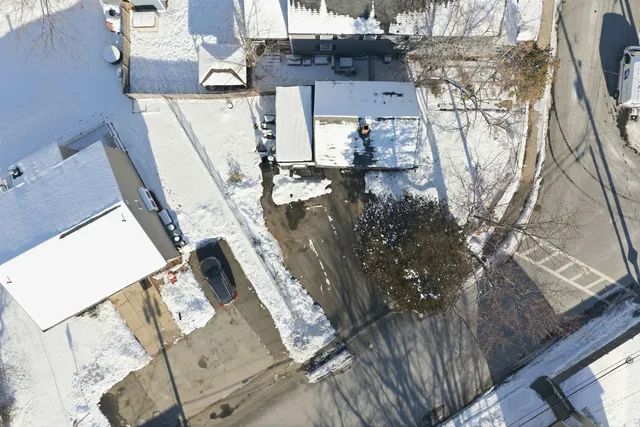 $399,900 | 29 Central Street, Derry, NH 03038