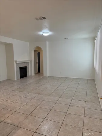$2,900 | 12429 Freeport Drive, Victorville, CA 92392