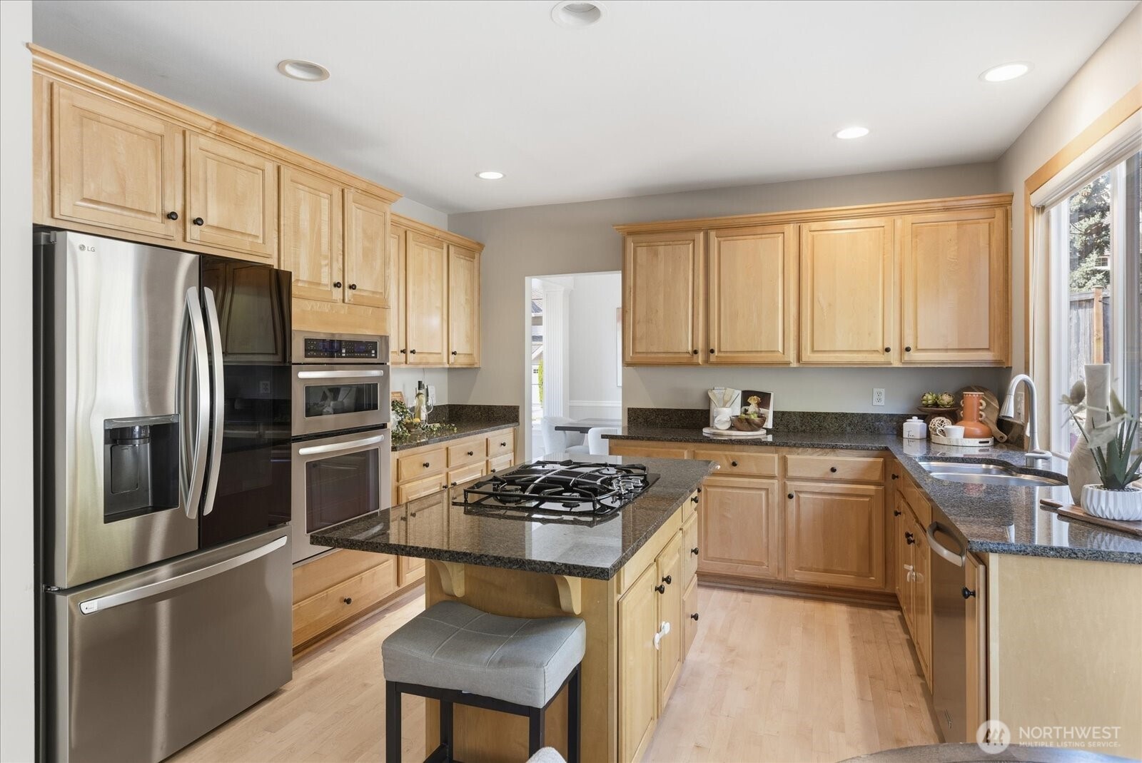 20111 25th Drive Southeast Bothell, WA 98012 - Photo 10 of 39 Gallery Image 10