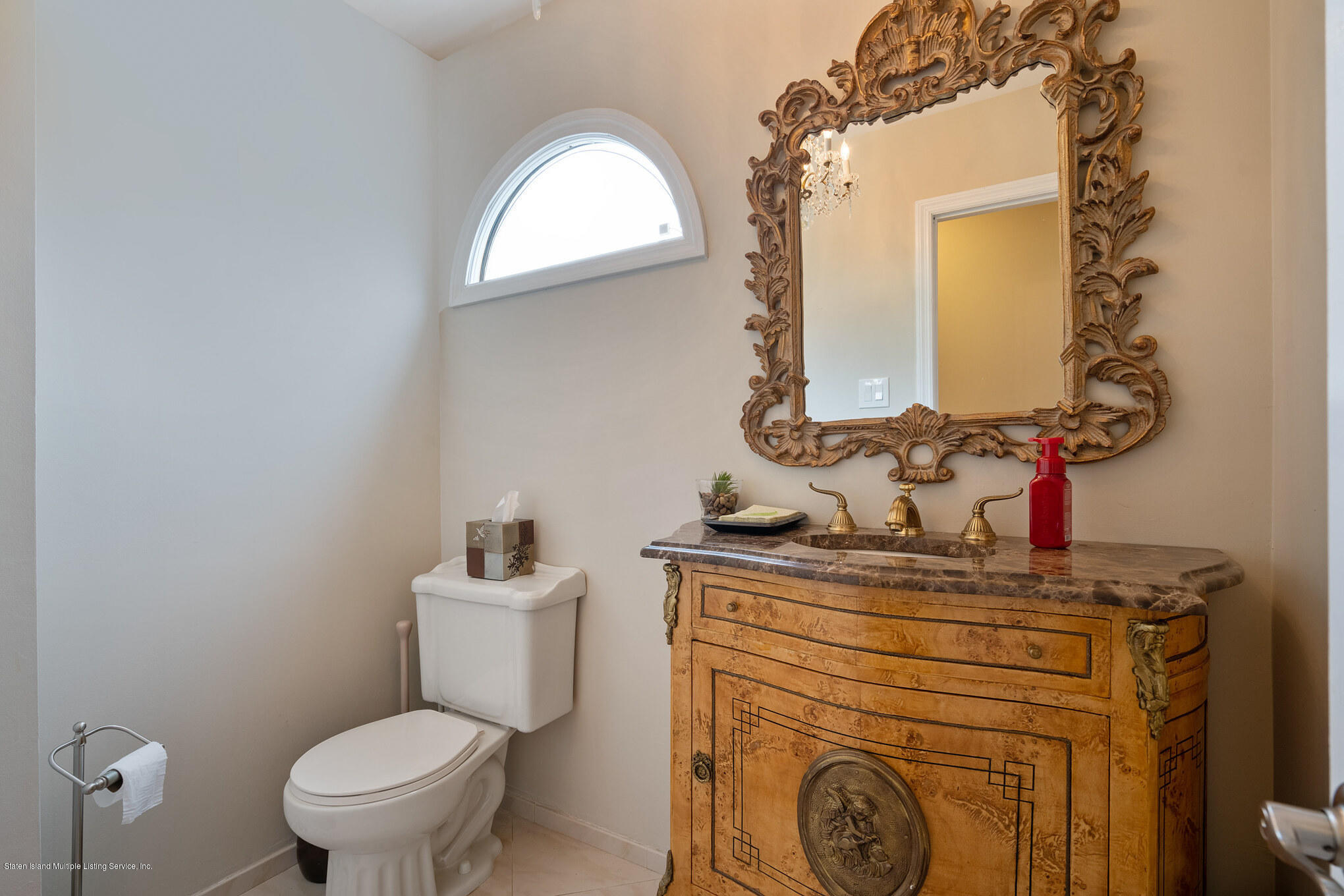 25 Woodvale Loop Staten Island, NY 10309 - Photo 16 of 32 Powder Room on 1st floor