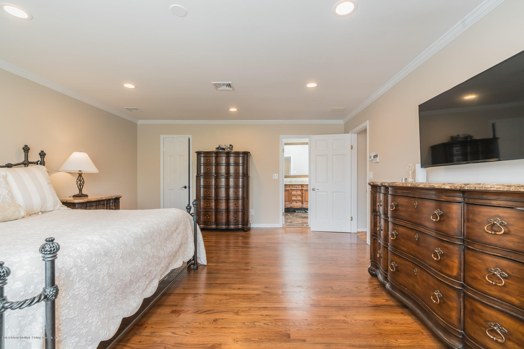 25 Woodvale Loop Staten Island, NY 10309 - Photo 26 of 32 Master Suite