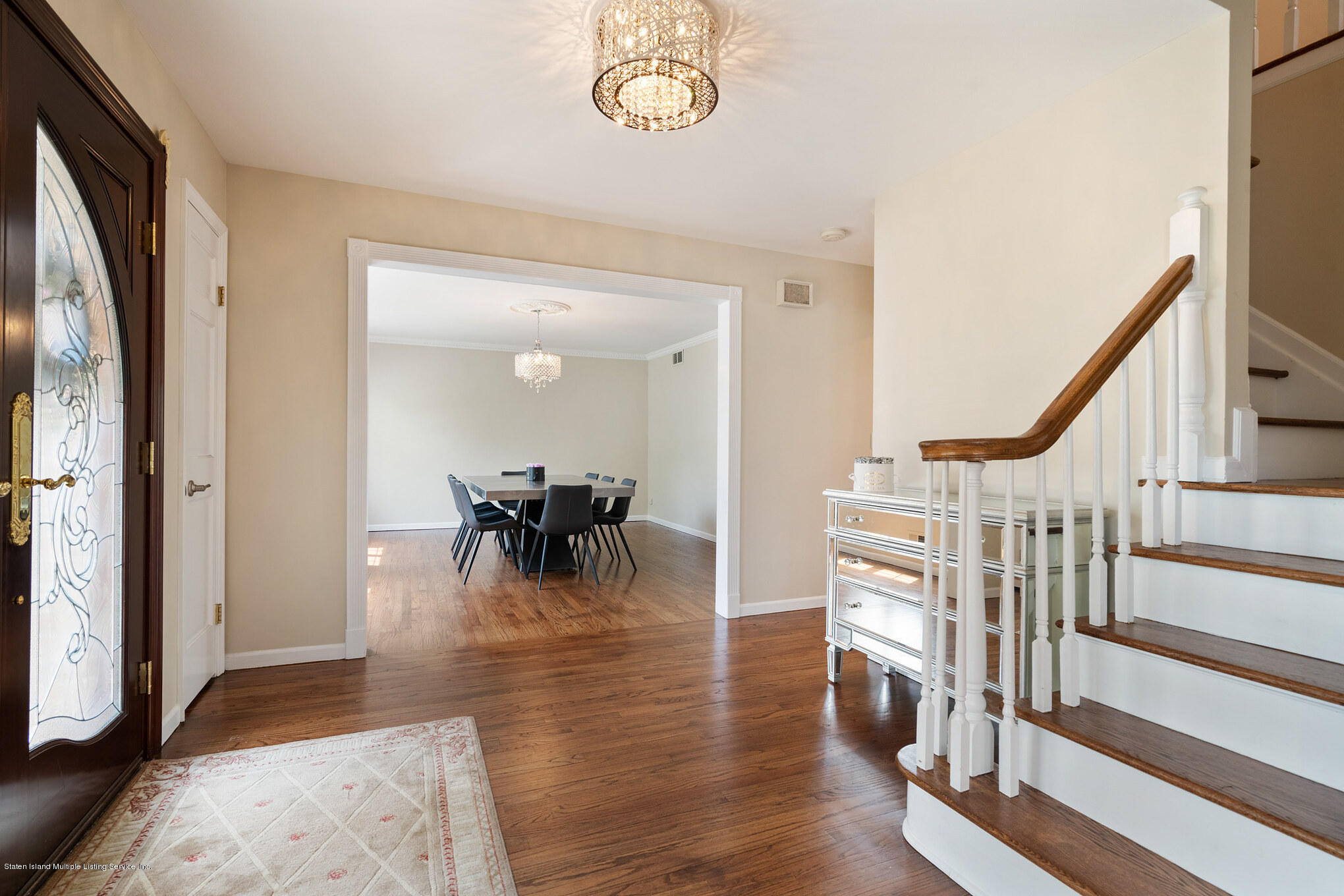 25 Woodvale Loop Staten Island, NY 10309 - Photo 5 of 32 Welcoming Foyer