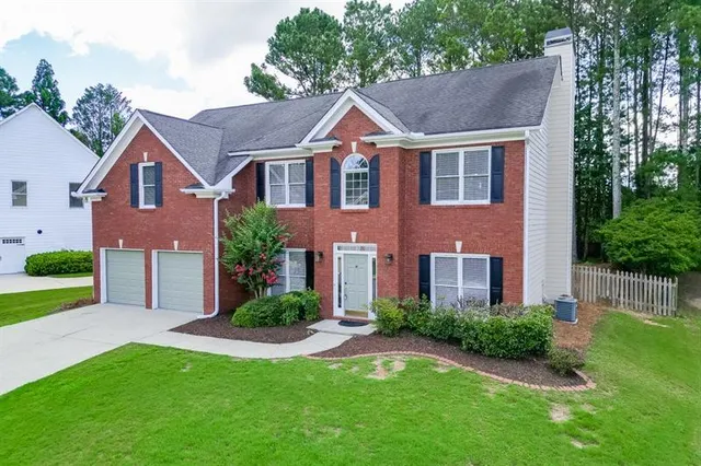 $2,600 | 1795 Lake Heights Circle, Dacula, GA 30019