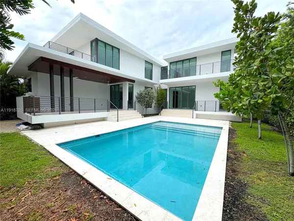 $6,750,000 | Undisclosed Address, Key Biscayne, FL 33149