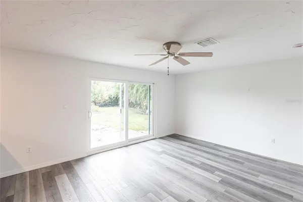 $2,200 | 326 West Grace Street, Punta Gorda, FL 33950