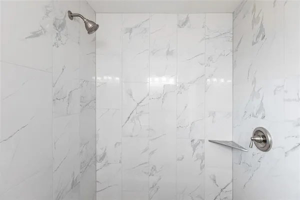 $2,200 | 326 West Grace Street, Punta Gorda, FL 33950