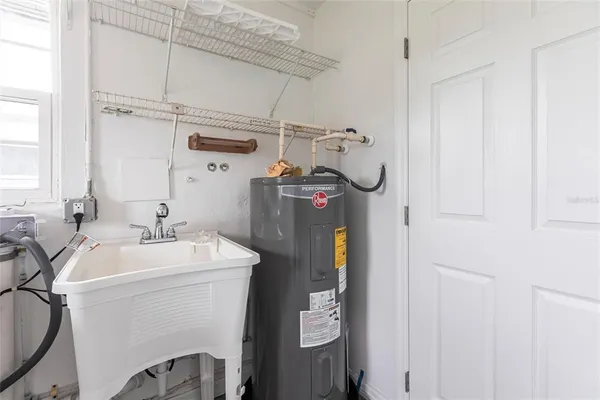 $2,200 | 326 West Grace Street, Punta Gorda, FL 33950