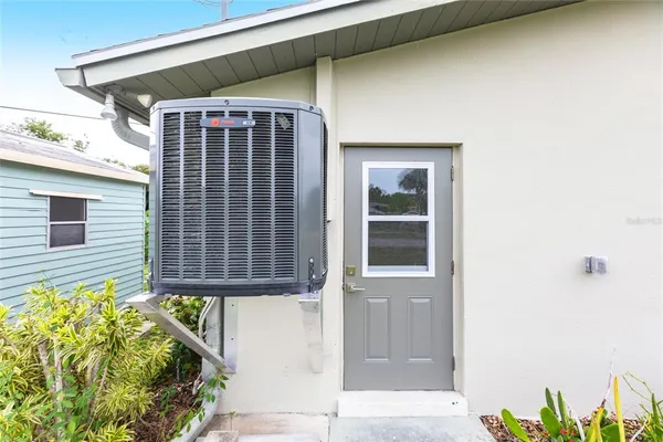 $2,200 | 326 West Grace Street, Punta Gorda, FL 33950