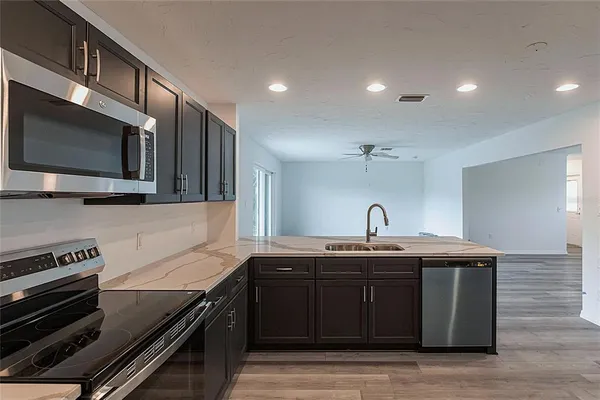 $2,200 | 326 West Grace Street, Punta Gorda, FL 33950