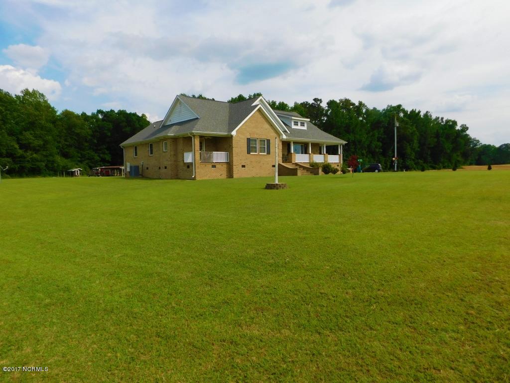 4776 North Fountain Road Pinetops, NC 27864 - Photo 3 of 48 3