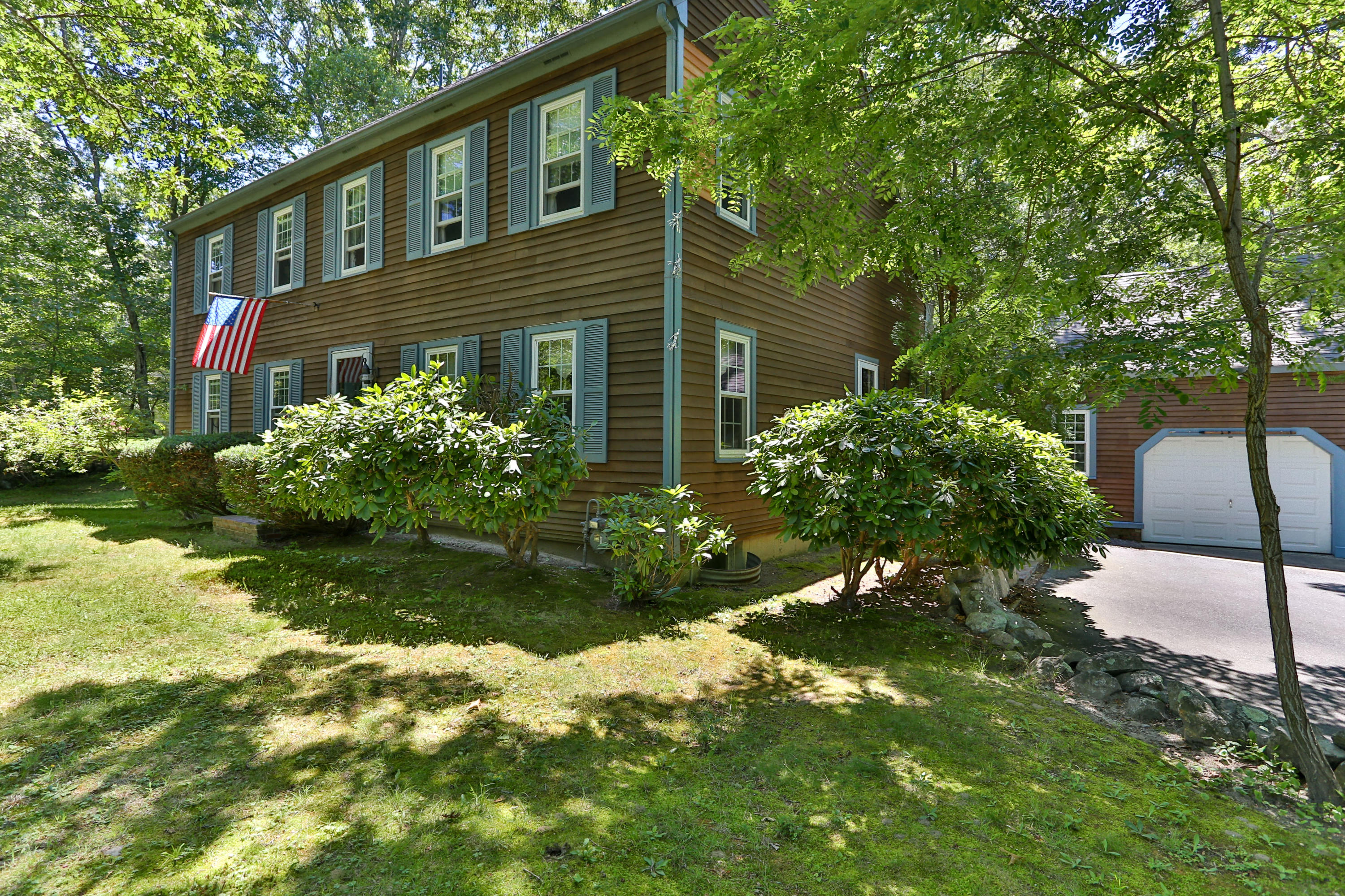 78 Barnhill Road West Barnstable, MA 02668 - Photo 1 of 39 78BarLR-3
