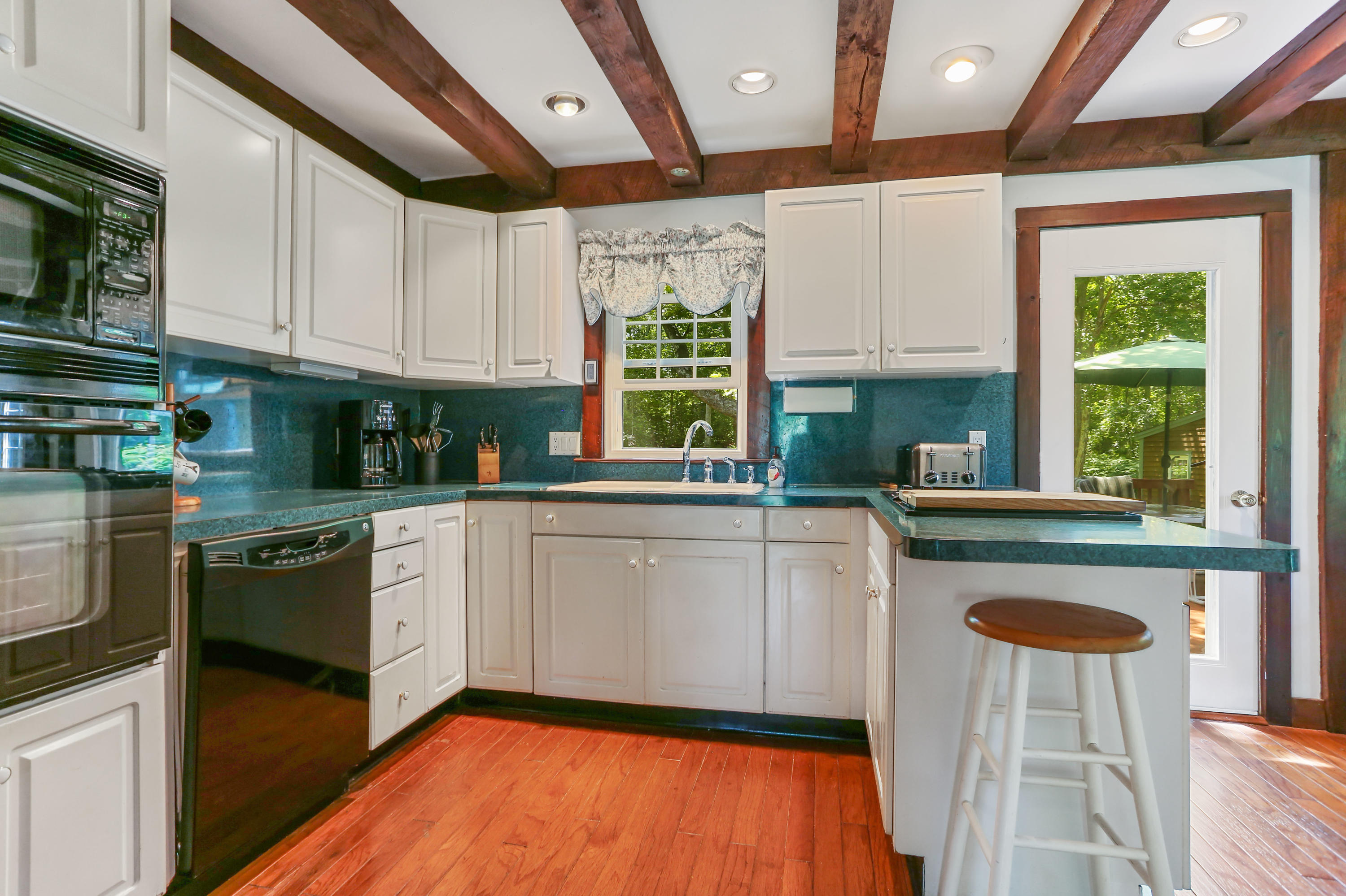 78 Barnhill Road West Barnstable, MA 02668 - Photo 14 of 39 78BarLR-14