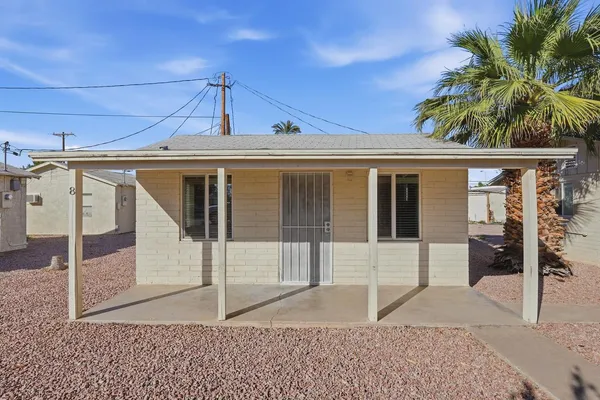 $1,050 | 623 South Country Club Drive, Unit 8, Mesa, AZ 85210