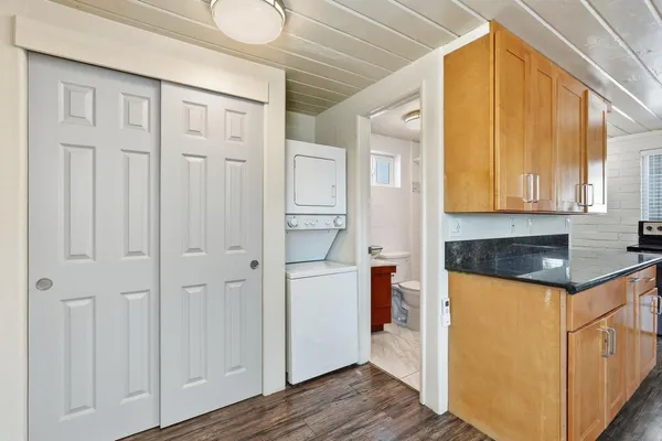 $1,050 | 623 South Country Club Drive, Unit 8, Mesa, AZ 85210