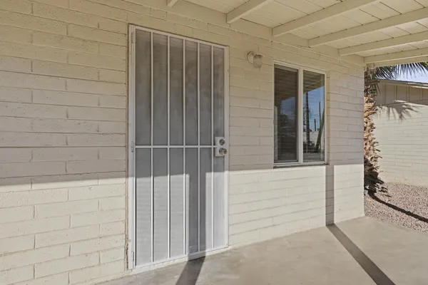 $1,050 | 623 South Country Club Drive, Unit 8, Mesa, AZ 85210