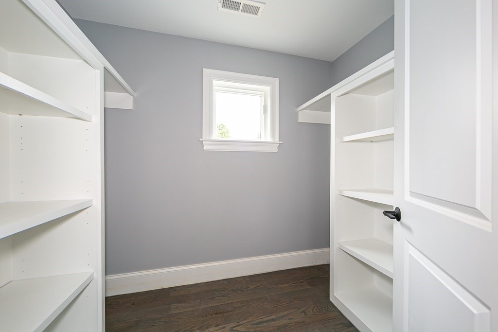 71 Elder Road Needham, MA 02494 - Photo 19 of 24 Gallery Image 19