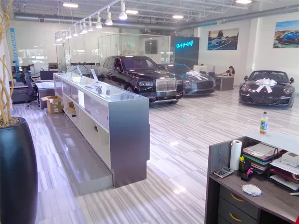 $10,000 | 3749 North Federal Highway, Unit B, Pompano Beach, FL 33064