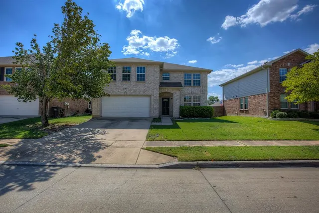 $2,695 | 4544 Martingale View Lane, Fort Worth, TX 76244