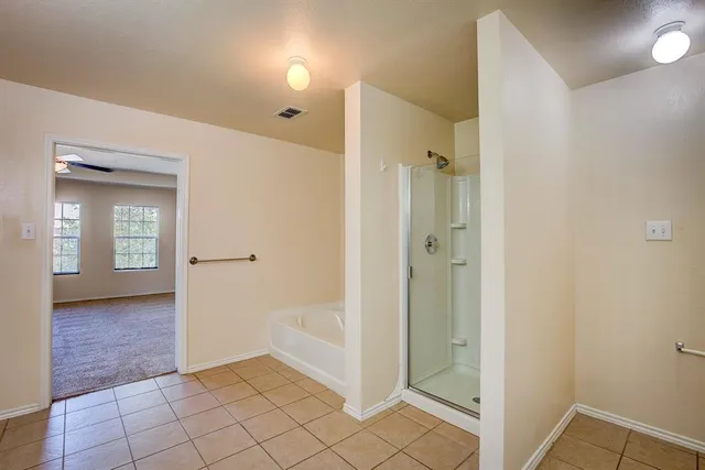 $2,695 | 4544 Martingale View Lane, Fort Worth, TX 76244