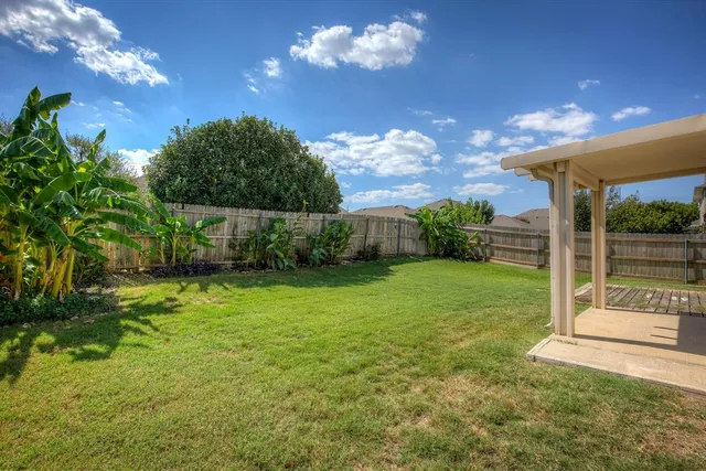 $2,695 | 4544 Martingale View Lane, Fort Worth, TX 76244