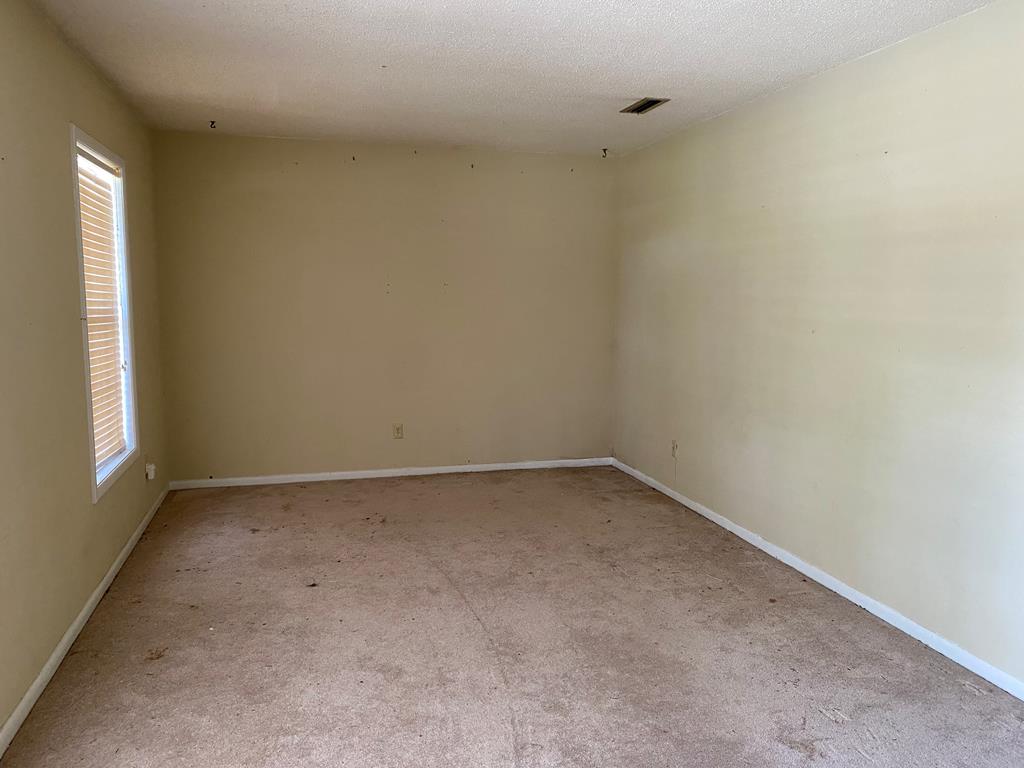 4000 Richland Road Dothan, AL 36303 - Photo 8 of 27 Living Room