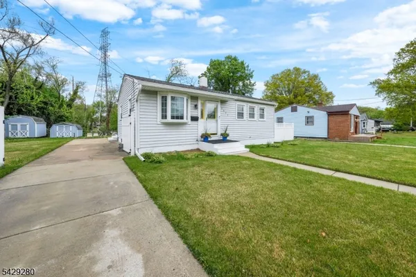 $249,999 | 1407 Baetzel Avenue, Gloucester City, NJ 08030