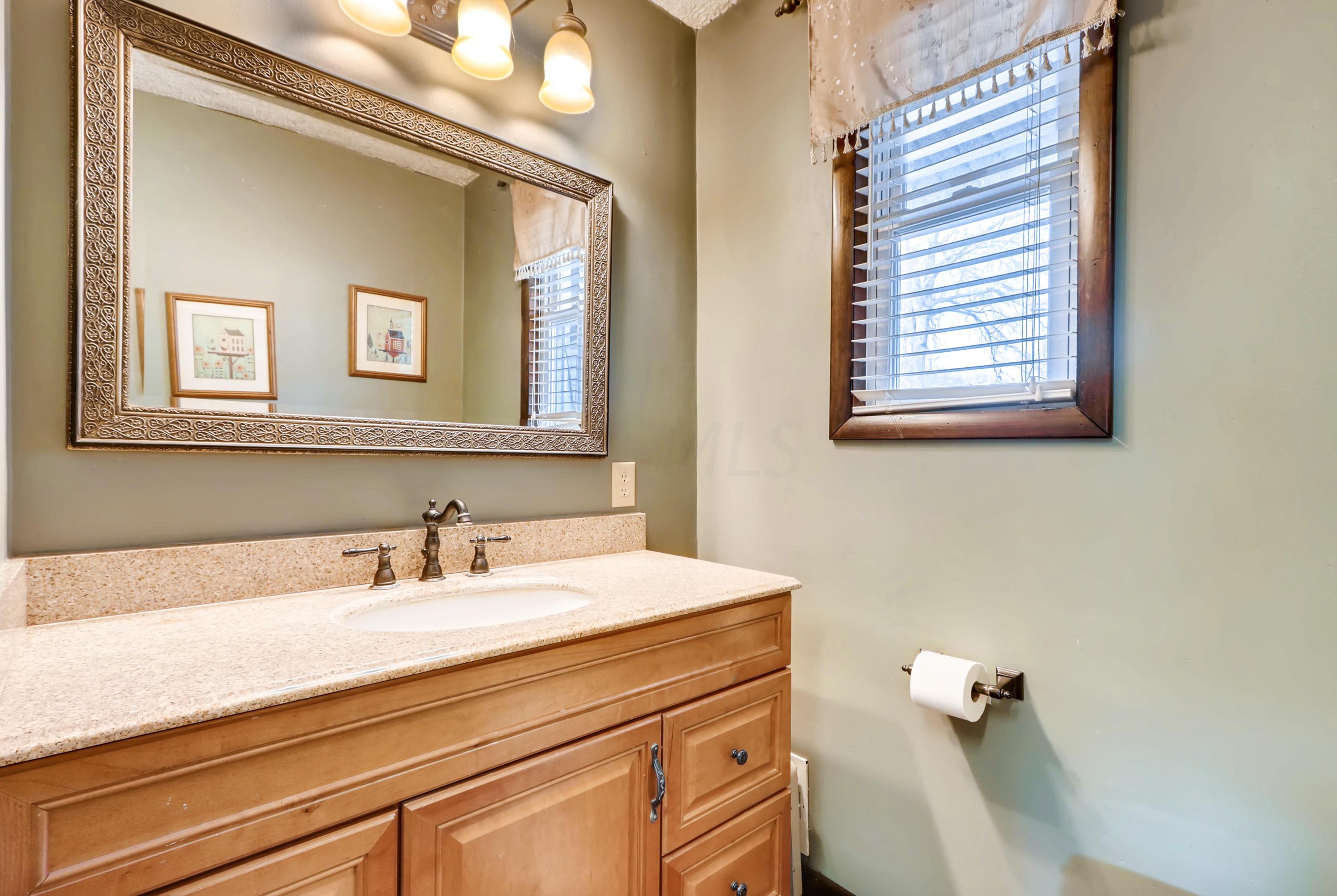 143 Rolen Road Southwest Reynoldsburg, OH 43068 - Photo 21 of 28 Gallery Image 21