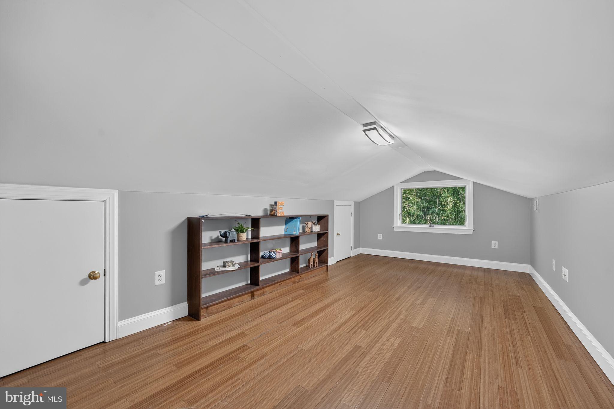 10800 Park Road Lorton, VA 22079 - Photo 26 of 49 Upper-Level Loft