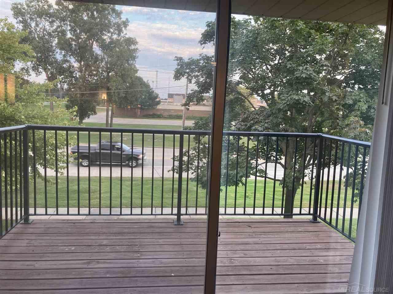 12090 15 Mile Road Sterling Heights, MI 48312 - Photo 7 of 15 50214722-C8628A0B-79B9-47B0-BA4A-60C89A1BC06B.JPG