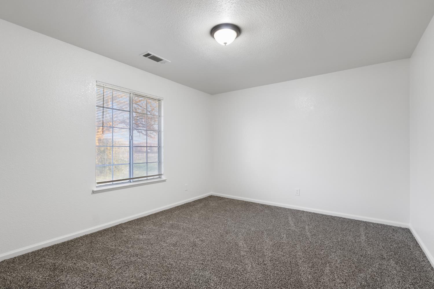 5553 South Greenwood Avenue Del Rey, CA 93616 - Photo 18 of 31