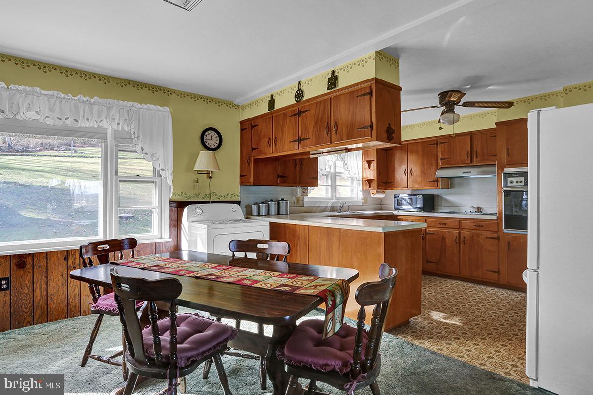 580 Walnut Road Birdsboro, PA 19508 - Photo 7 of 51 Gallery Image 7