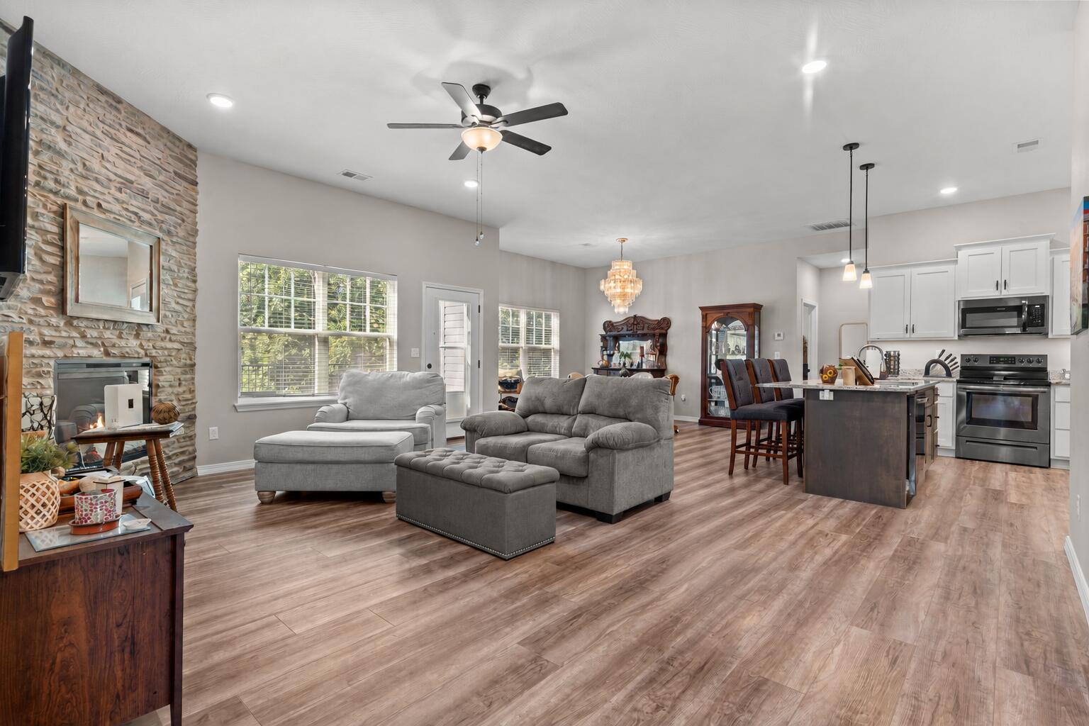 49 East Pine Lane Reeds Spring, MO 65737 - Photo 11 of 68 49-E-Pine-Ln-Home-Reeds-Spring
