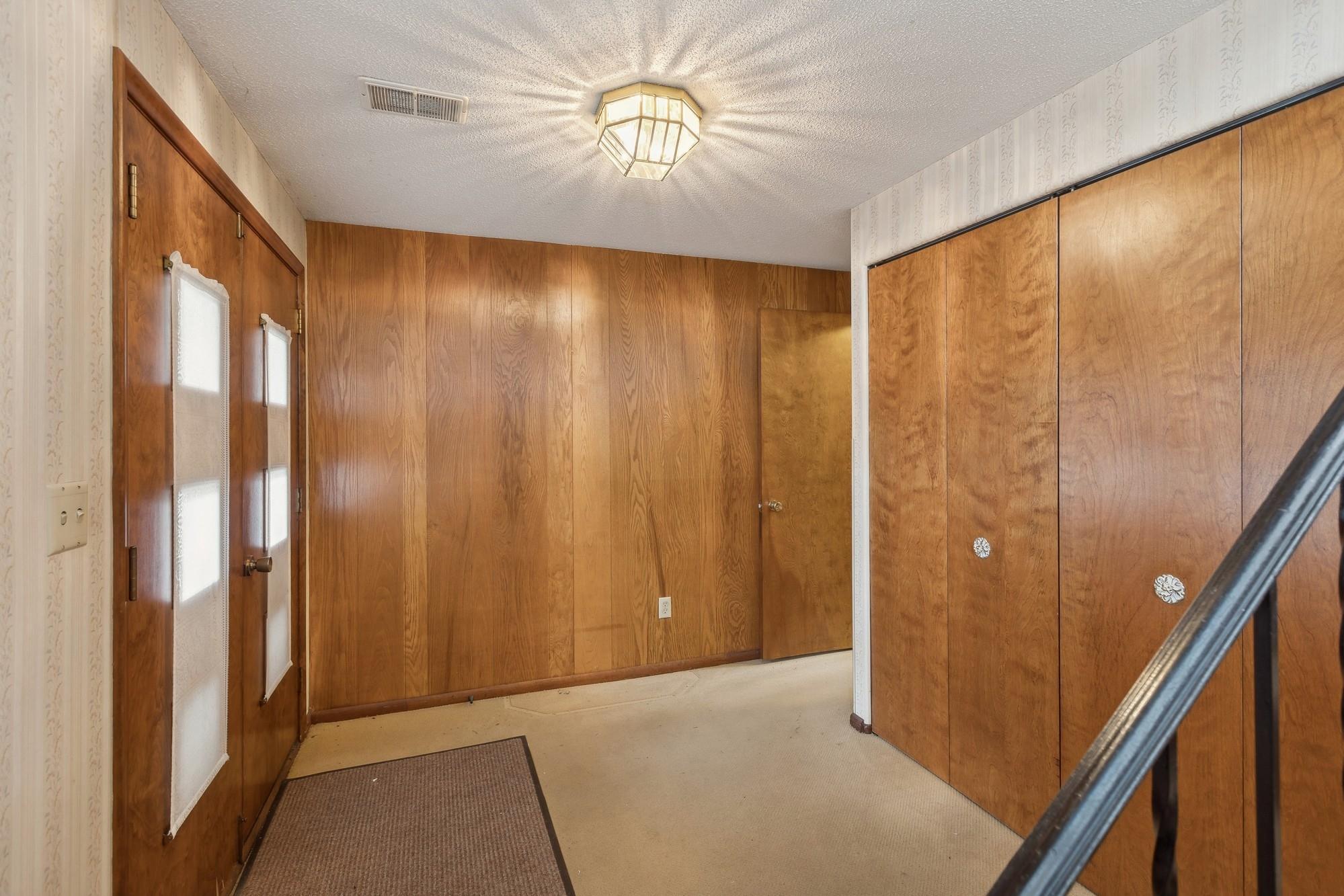 8336 Goodrich Road Bloomington, MN 55437 - Photo 2 of 21 Gallery Image 2