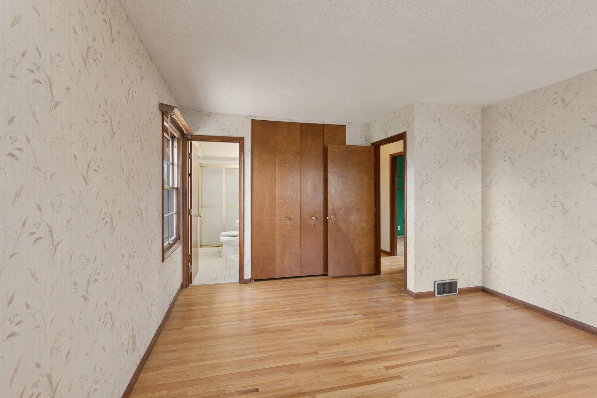 8336 Goodrich Road Bloomington, MN 55437 - Photo 9 of 21 Gallery Image 9