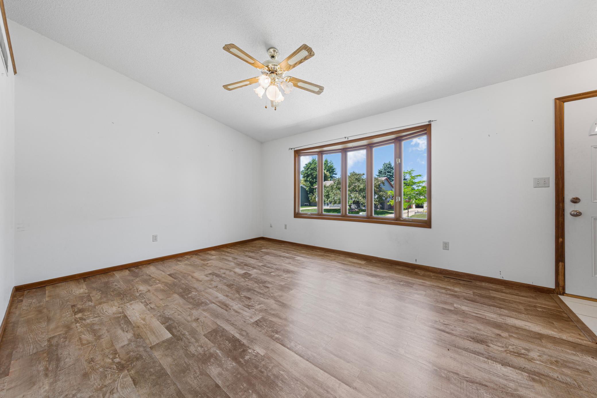 2114 51st Street Northwest Rochester, MN 55901 - Photo 10 of 37 Gallery Image 10