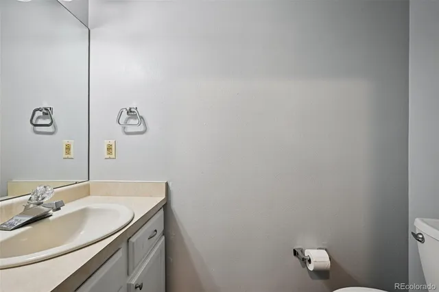 $375,000 | 844 South Joplin Circle, Aurora, CO 80017