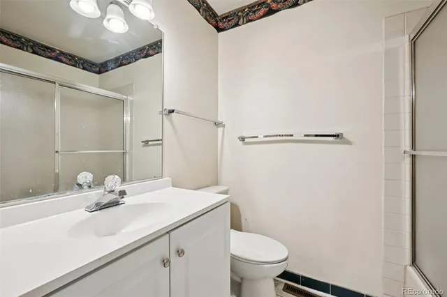 $375,000 | 844 South Joplin Circle, Aurora, CO 80017